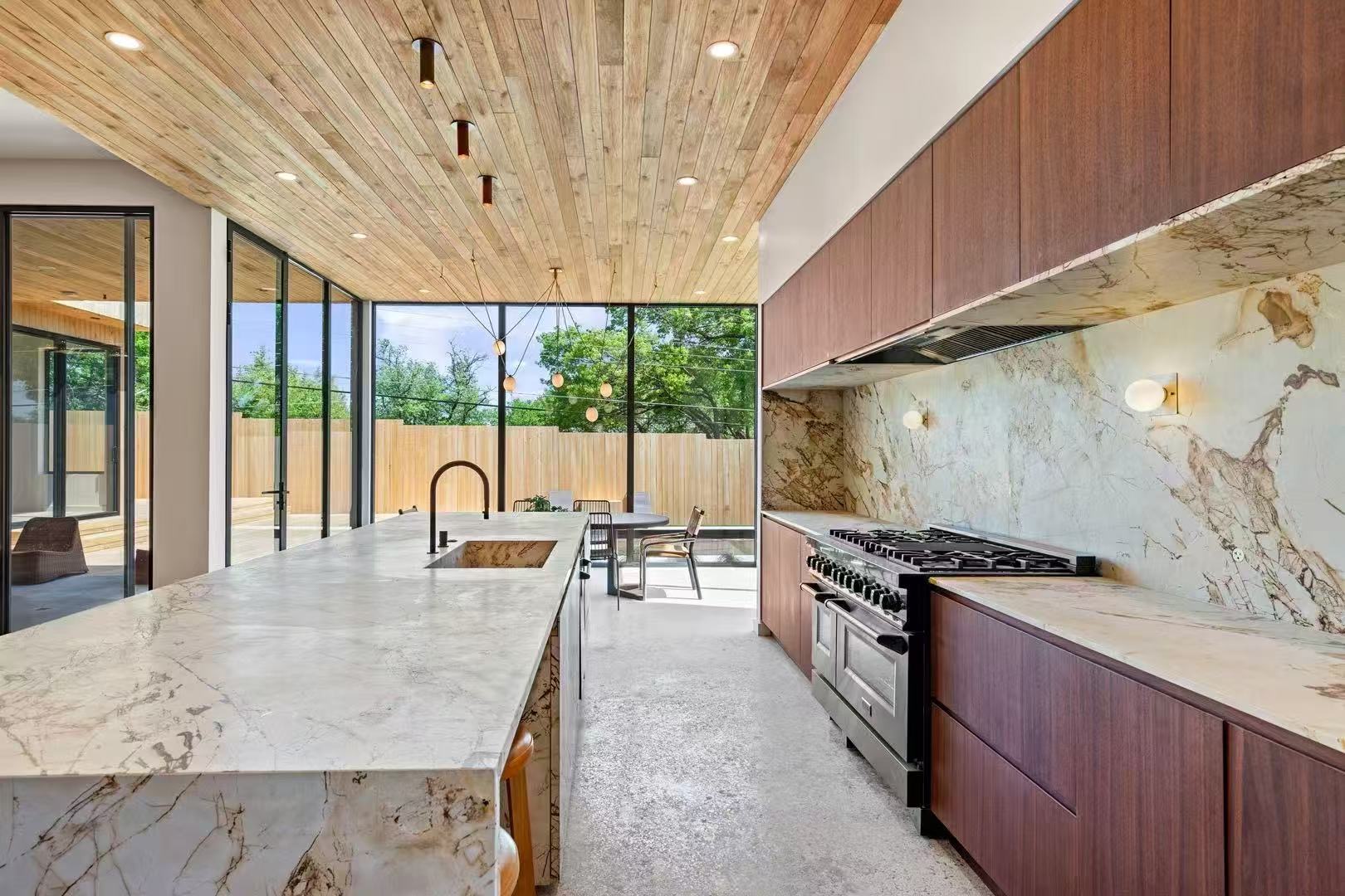 Dallas Villa